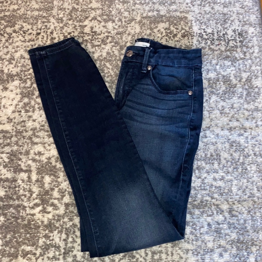 Good American Good Legs Skinny Jeans